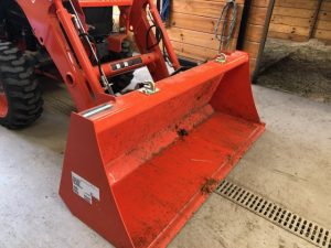 Kubota™ Quick-Attach Buckets - BoltOnHooks LLC